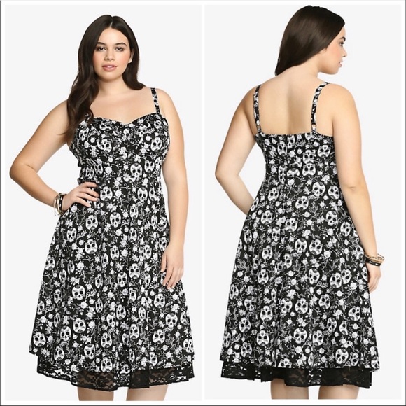 Nwt Torrid retro style sugar skull dress - Picture 2 of 5